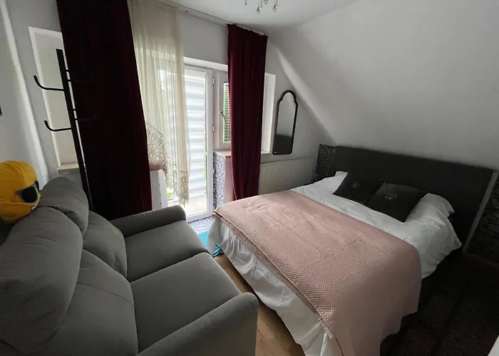 Lovely House For Relaxing Trips